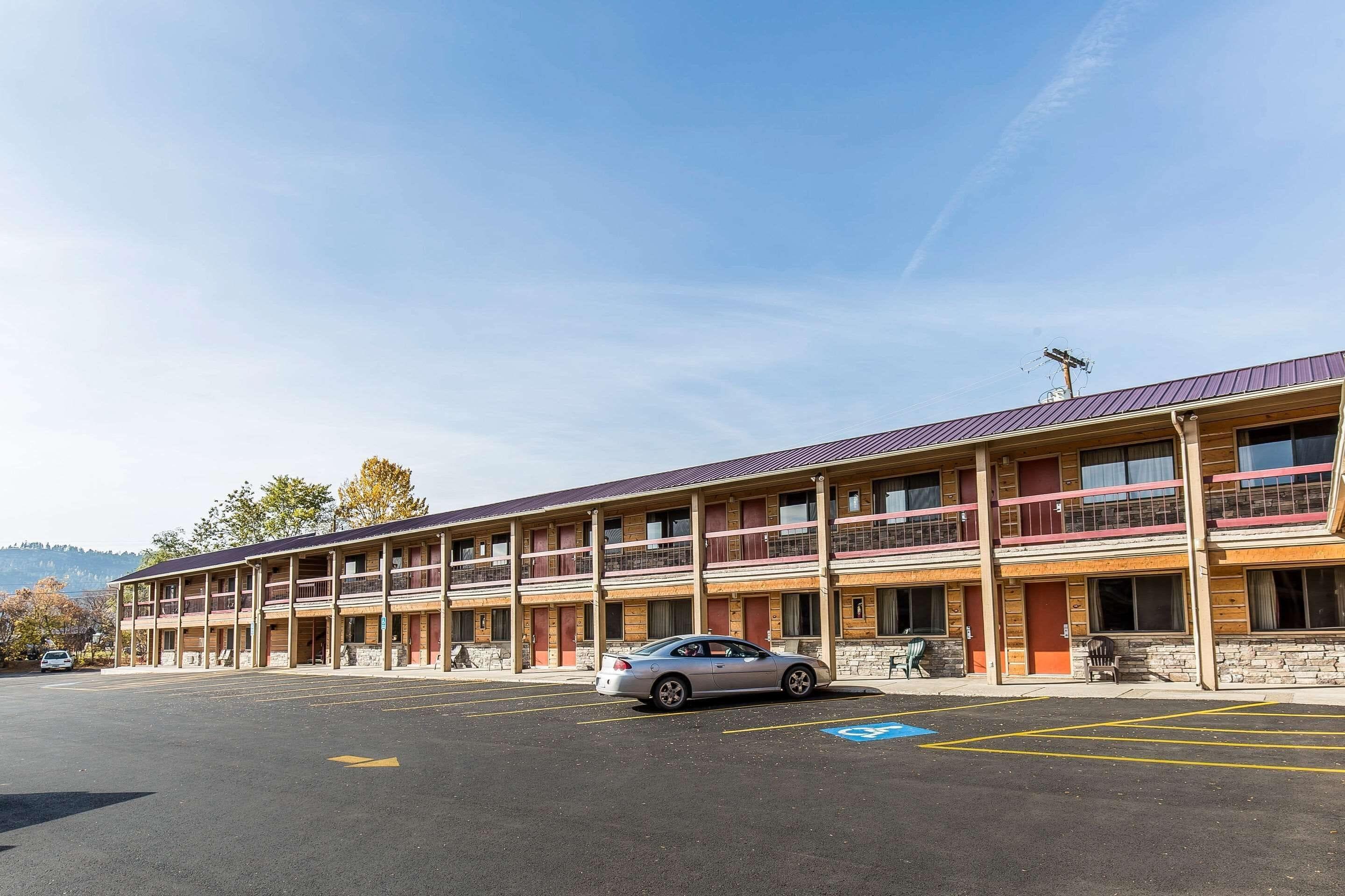 5 Budget Hotels Near Kalispell Center Mall Worth Booking