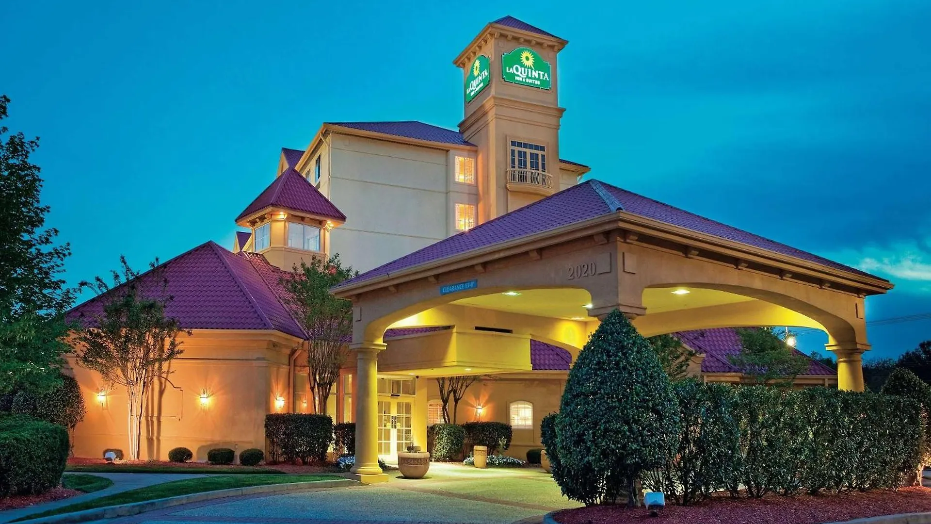 4 Hotels Near Blum Park Worth Booking in Winston-Salem
