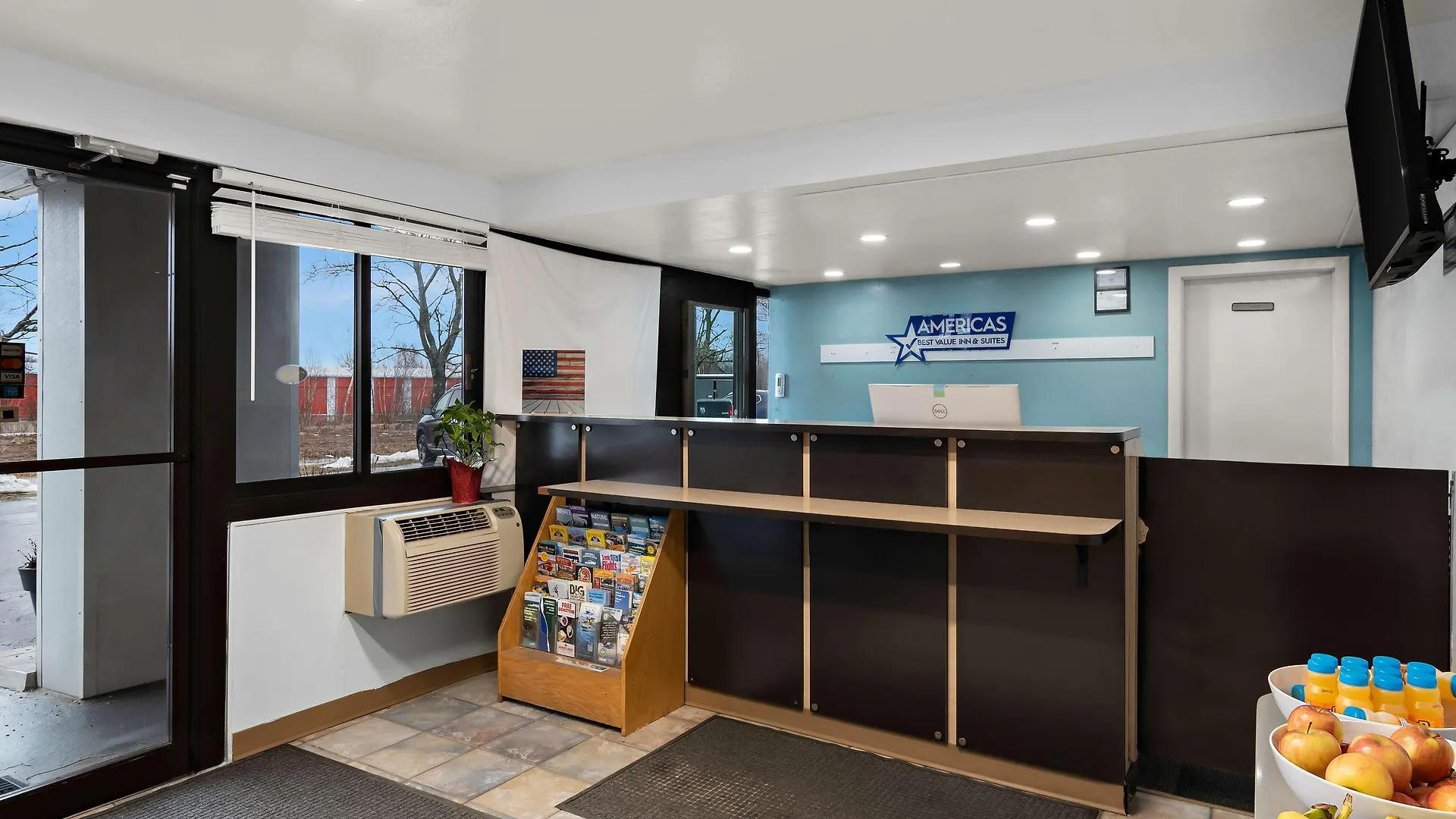 5 Smart Airport Hotels Near Bangor Auditorium to Book