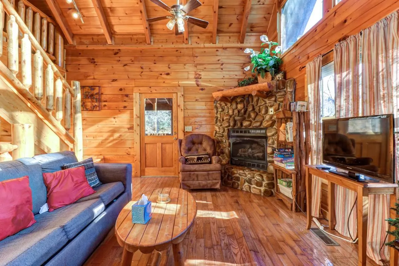 5 Holiday Homes Near Smoky Mountain Ziplines Worth Booking