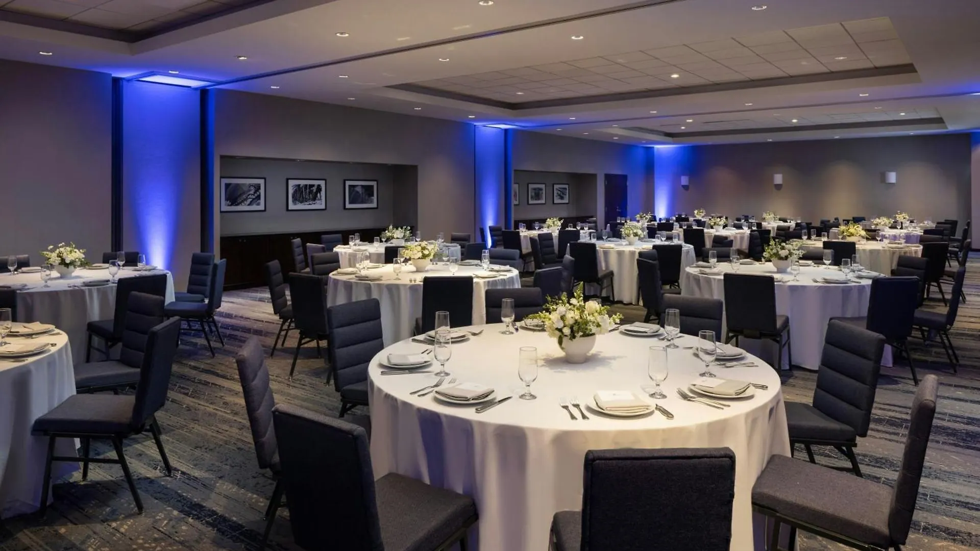 14 Top-Rated Romantic Hotels In Streeterville, Chicago