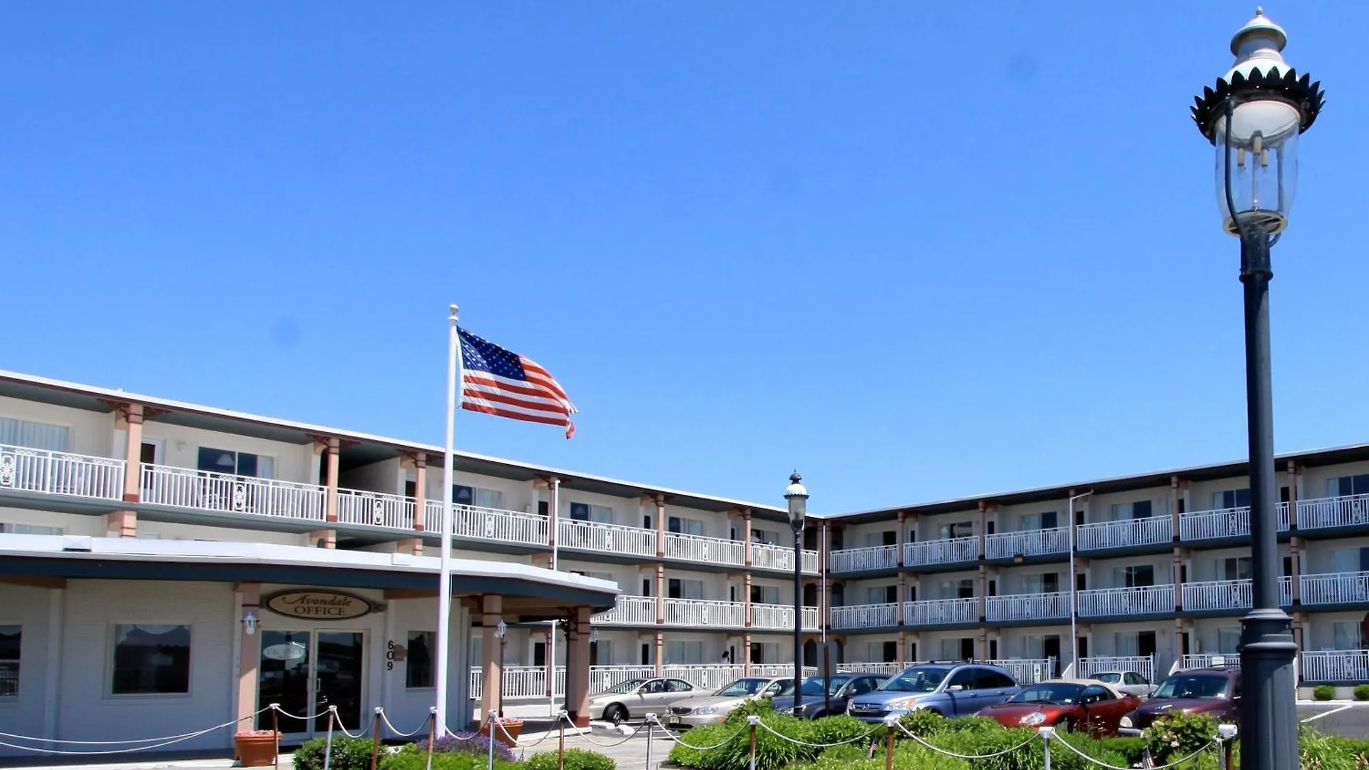 Where to Stay Near Nature Center of Cape May: 15 Cheap Hotels