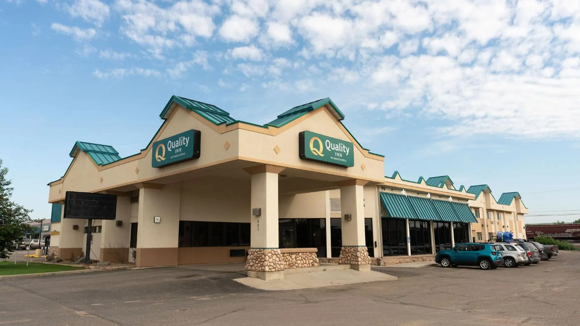 Staying in the Pacific Northwest: 15 Business Hotels Compared