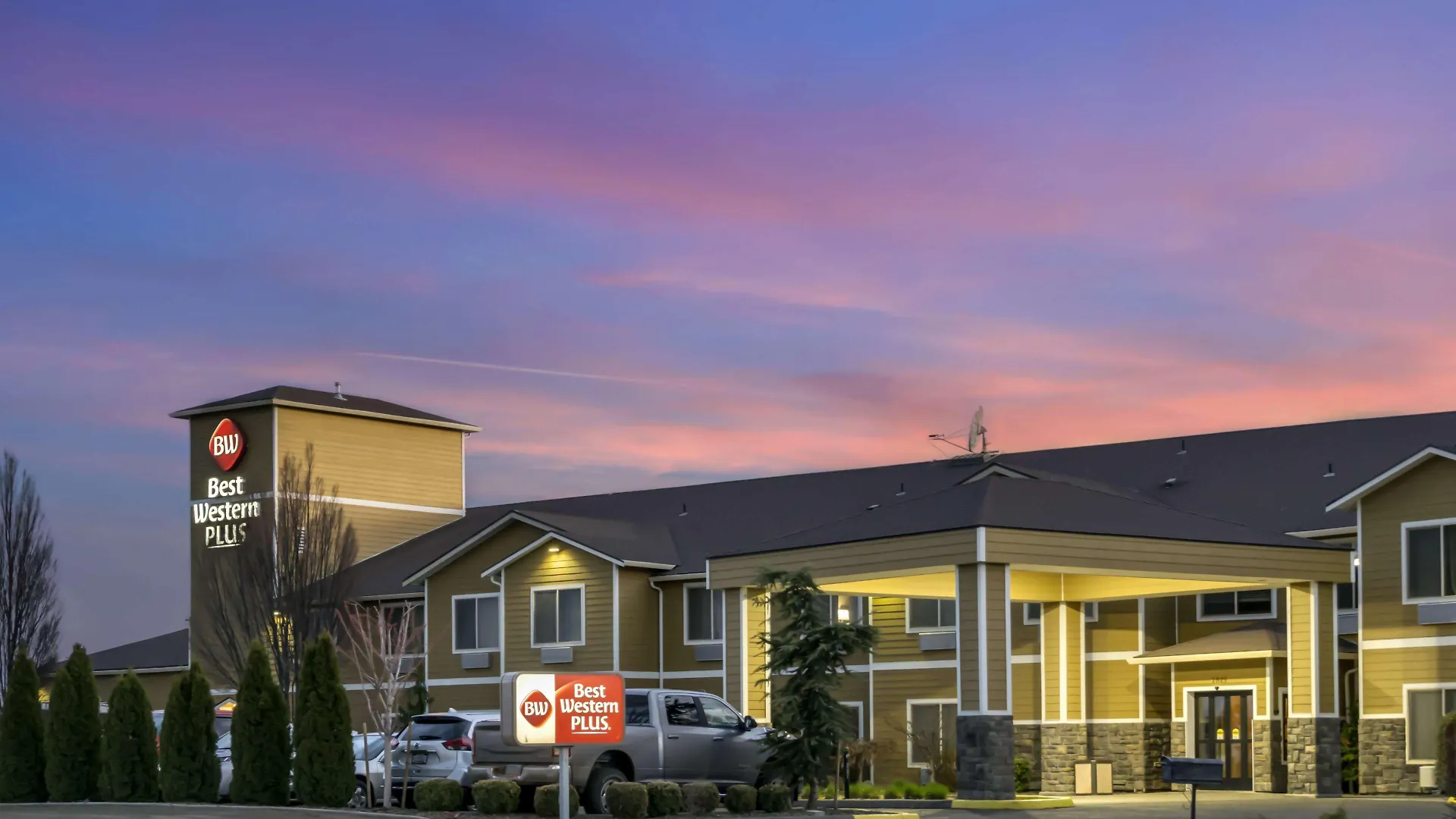 15 Family-Friendly Hotels in the Pacific Northwest Worth Booking