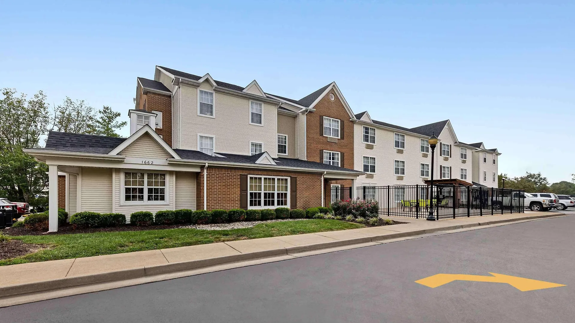 10 Smart Resort Hotels In Missouri Worth Booking