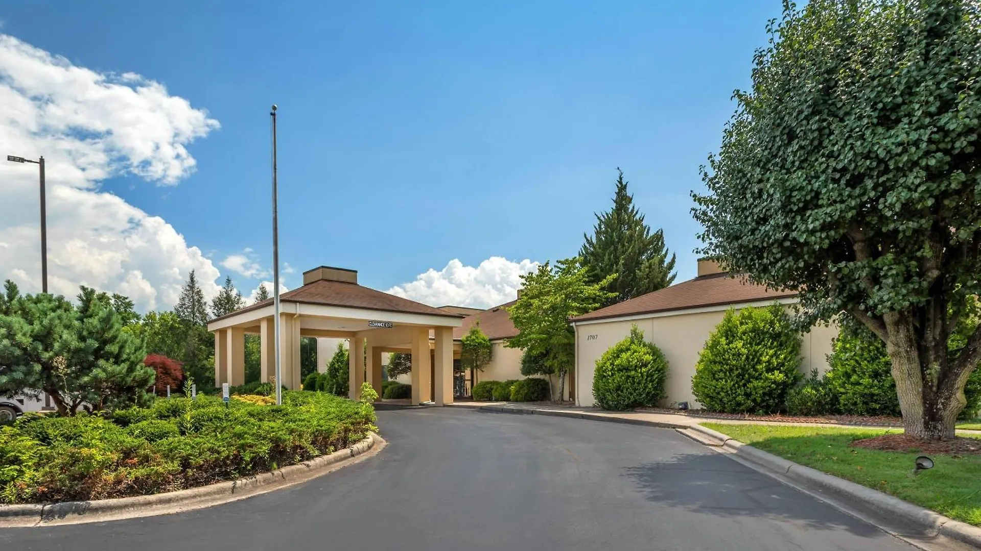 15 Best Cheap Hotels Near Pisgah National Forest