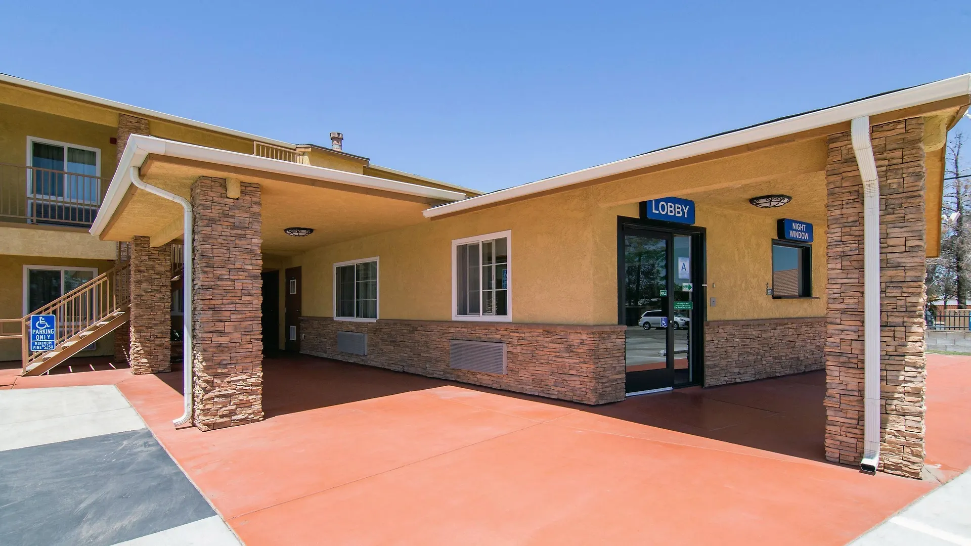 15 Smart Hotels in Southern California for Solo Travelers