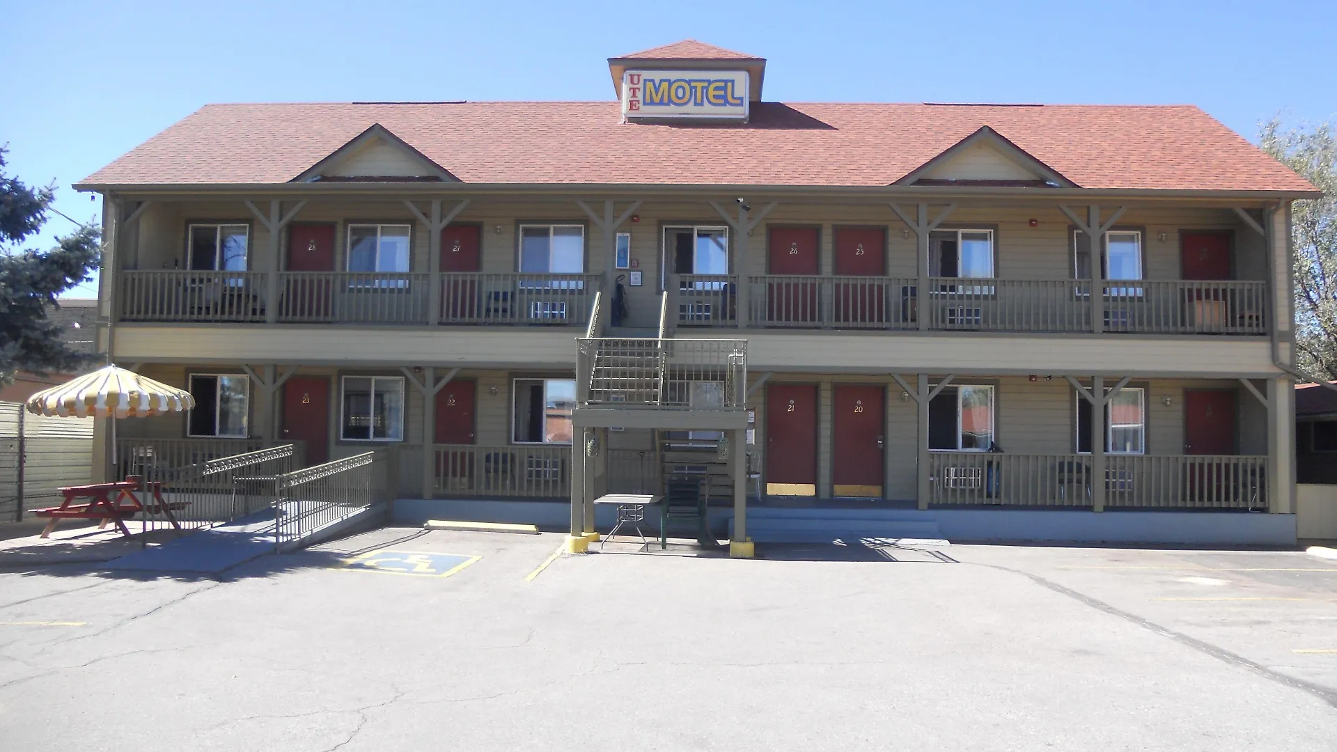 15 Smart Free WiFi Hotels in Colorado Worth Booking