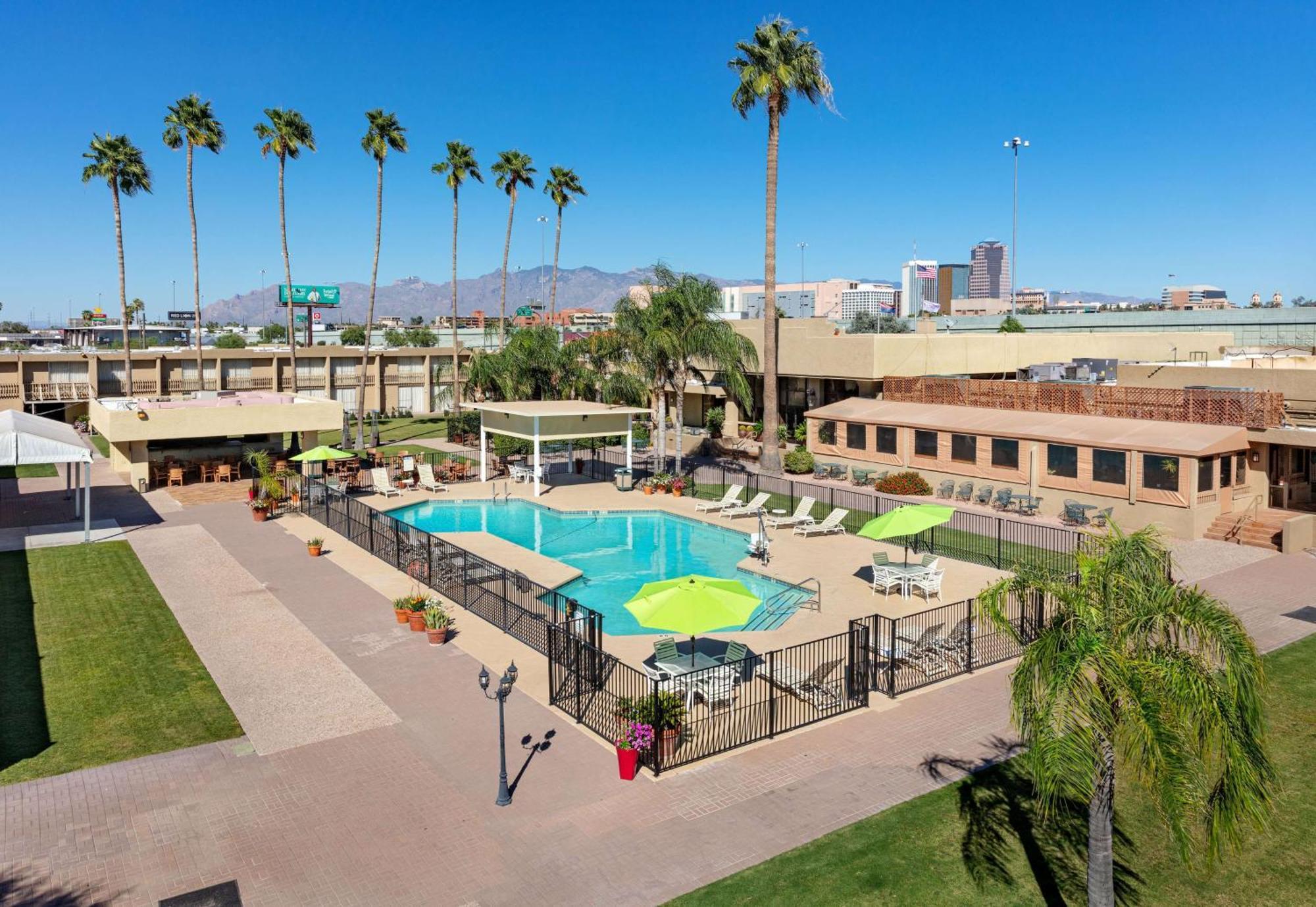 15 Business Hotels Near Hi Corbett Field Worth Booking