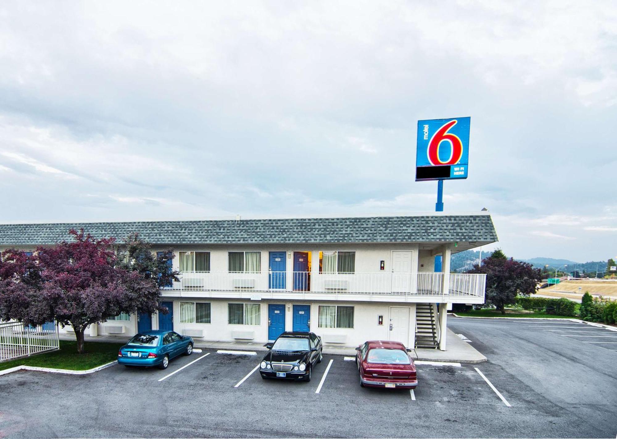 7 Smart 3-Star Hotels Near GO Kart Family Fun Worth Booking