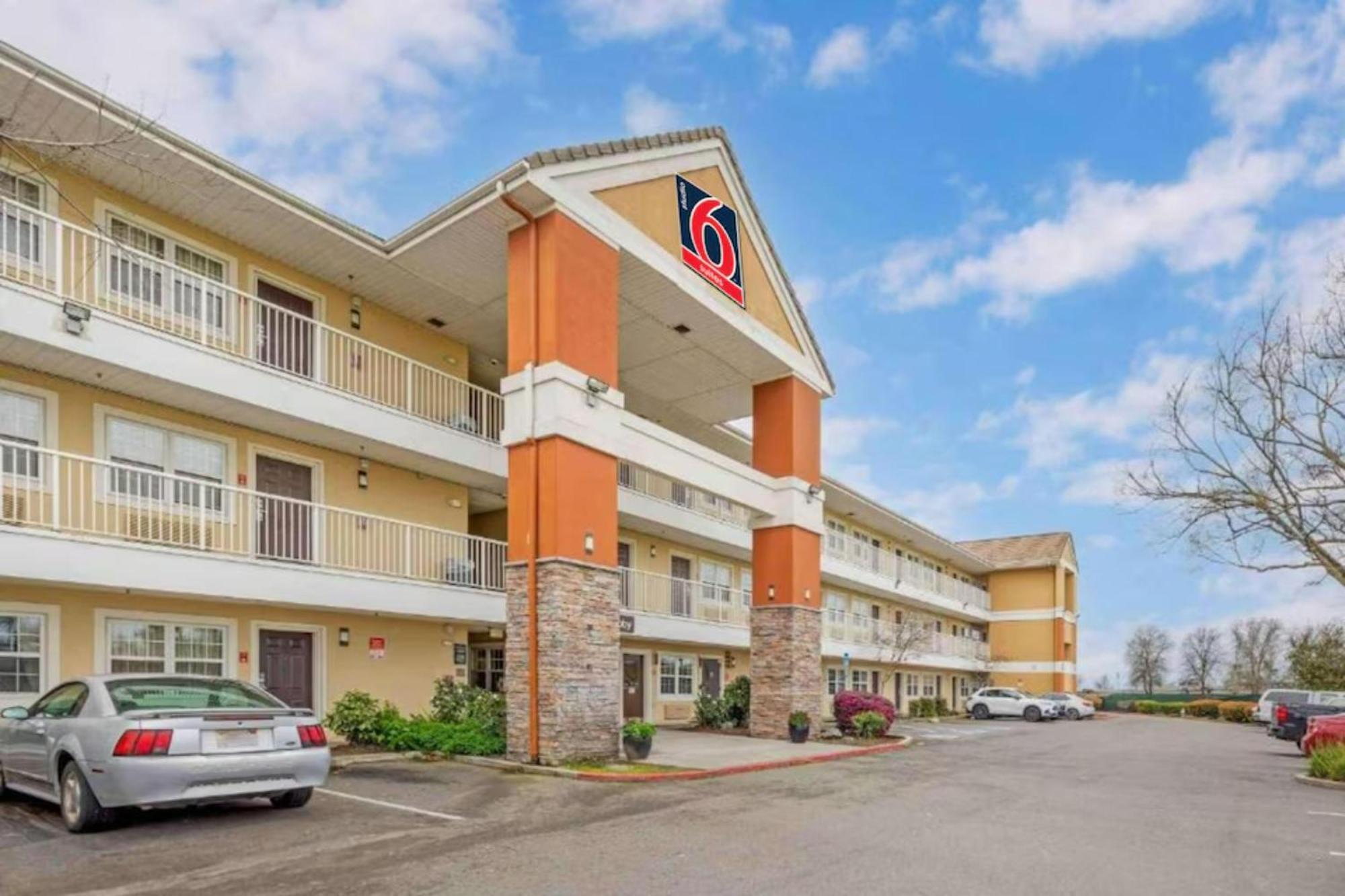 15 Smart Solo Traveler Hotels in Northern California Worth Booking