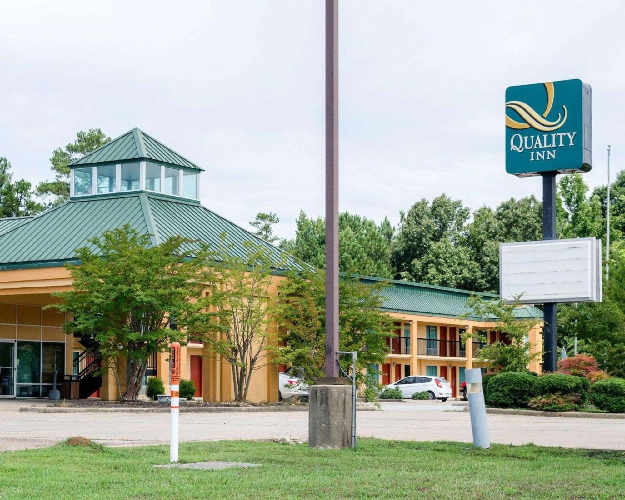 Staying In Mississippi: 15 Family Hotels Compared